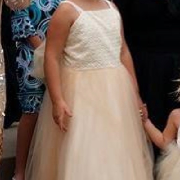 Girls flower dress - Picture 3 of 4